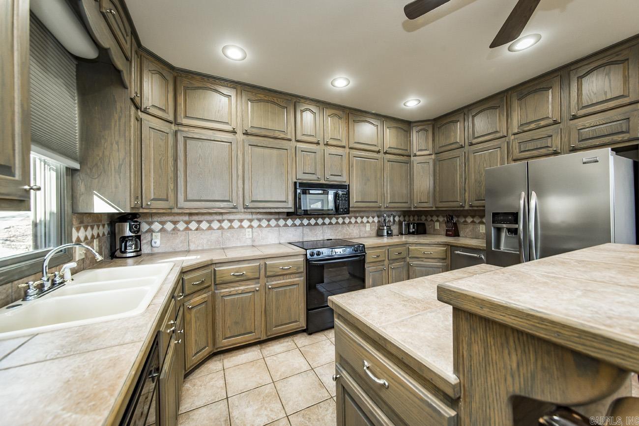 ENCHANTED PENINSULA - Residential