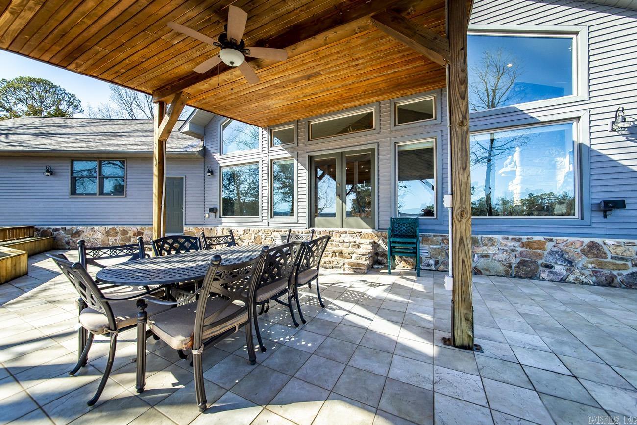 ENCHANTED PENINSULA - Residential