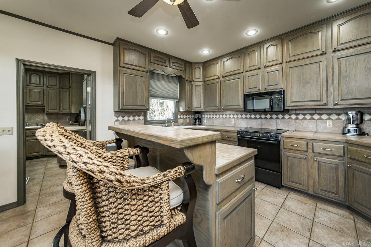 ENCHANTED PENINSULA - Residential