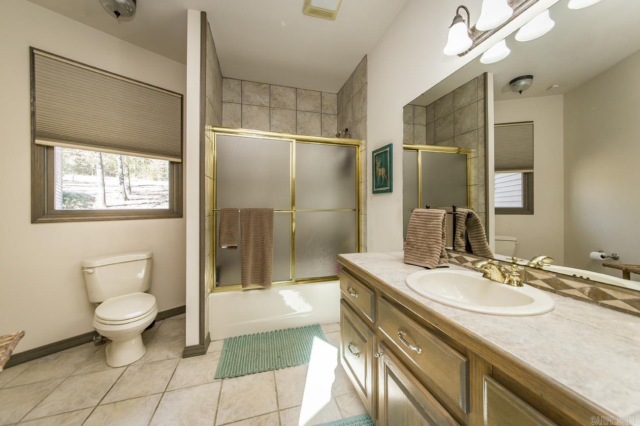 ENCHANTED PENINSULA - Residential