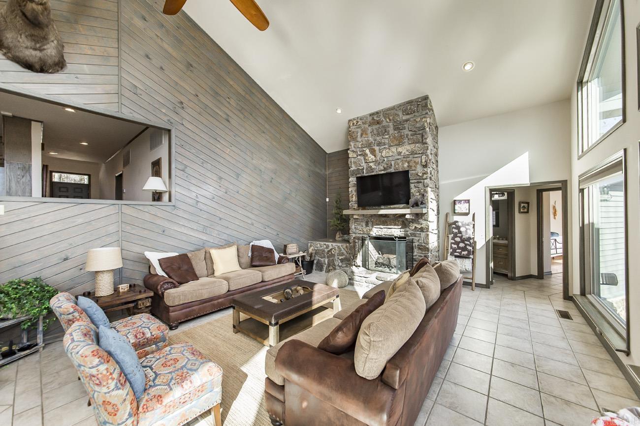 ENCHANTED PENINSULA - Residential