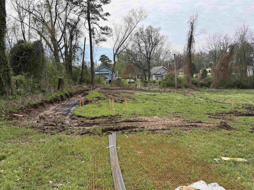 Level Lot ready for your next new build. Shows as R-4 in zoning map.