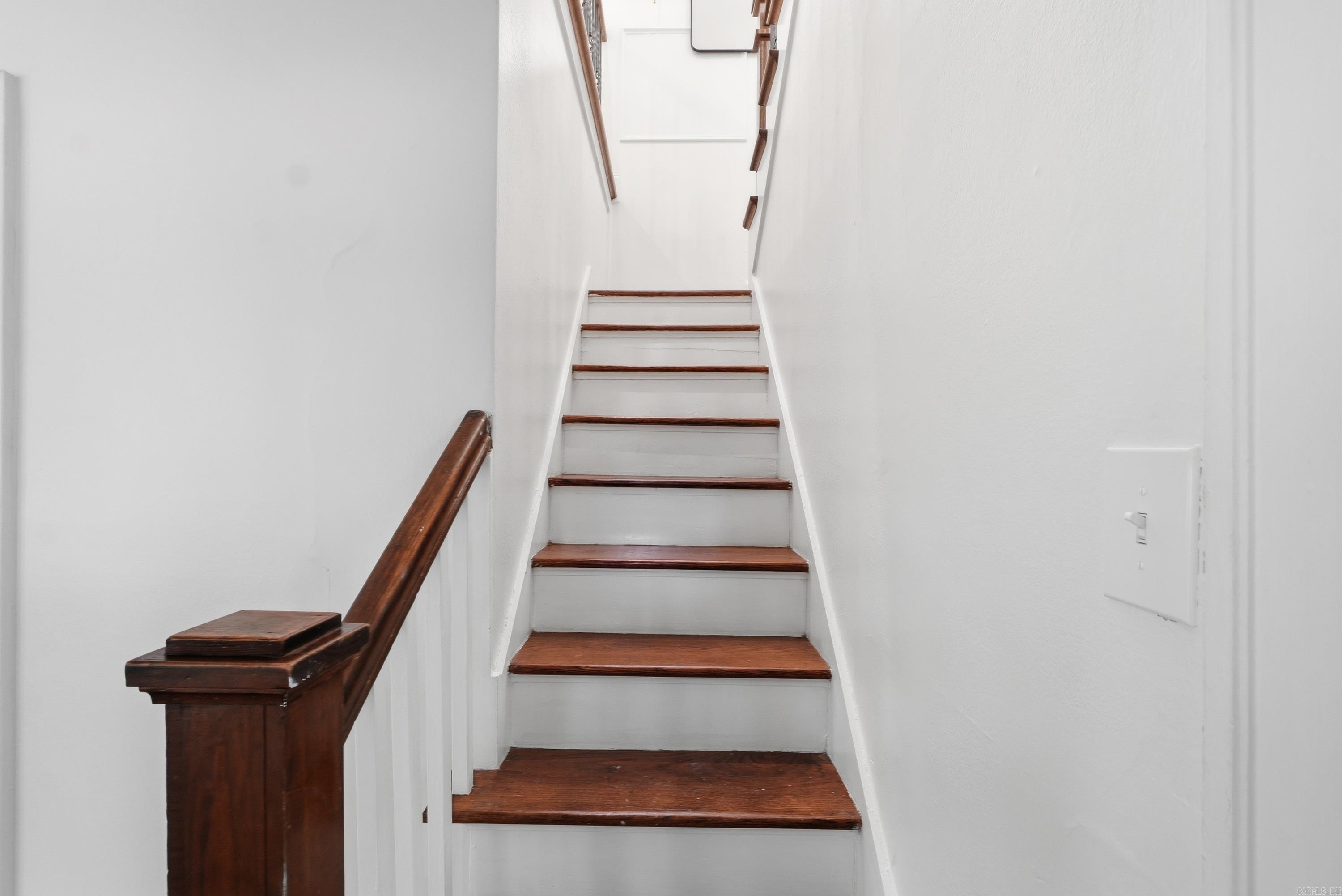 MCGEHEE - Residential