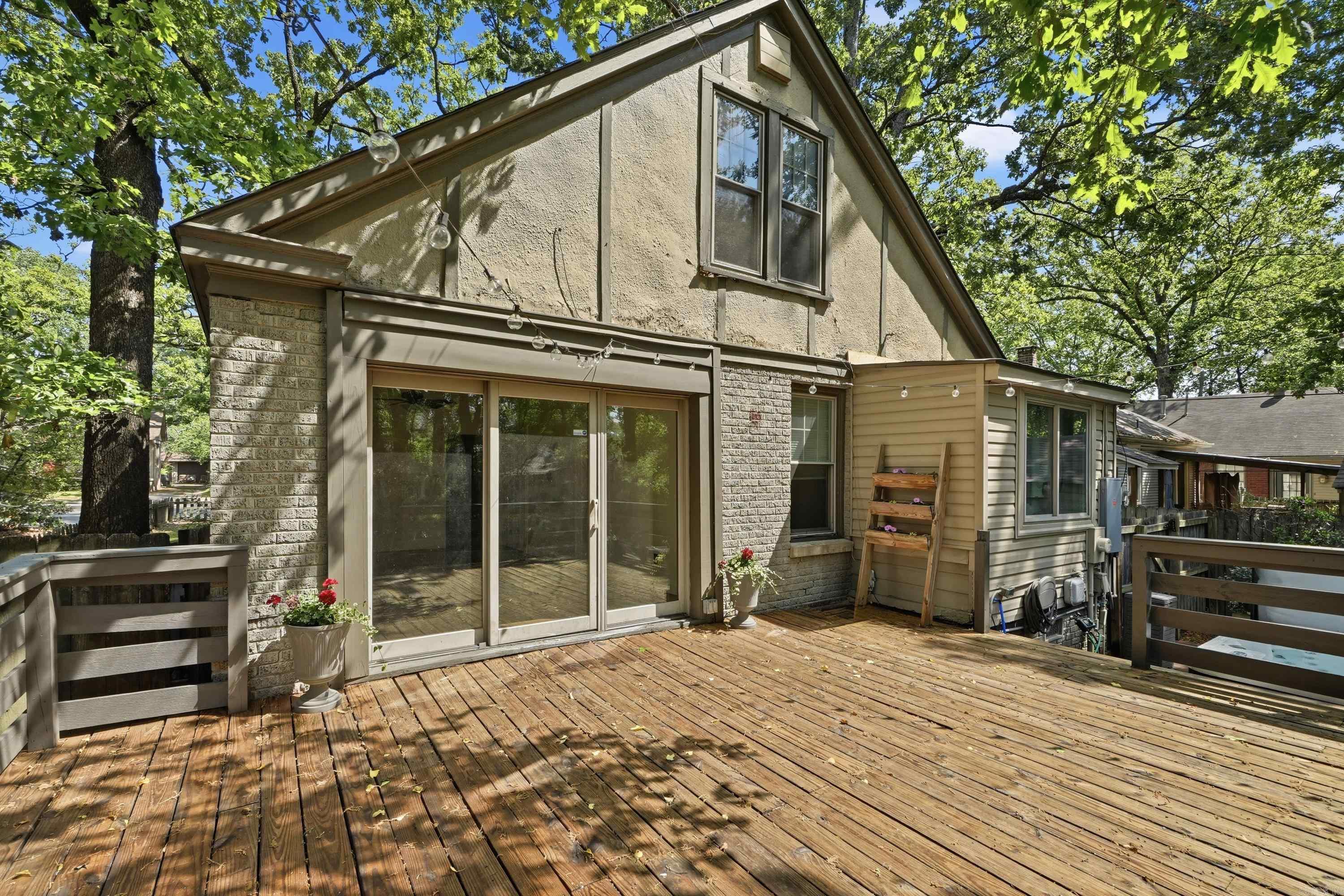 MCGEHEE - Residential