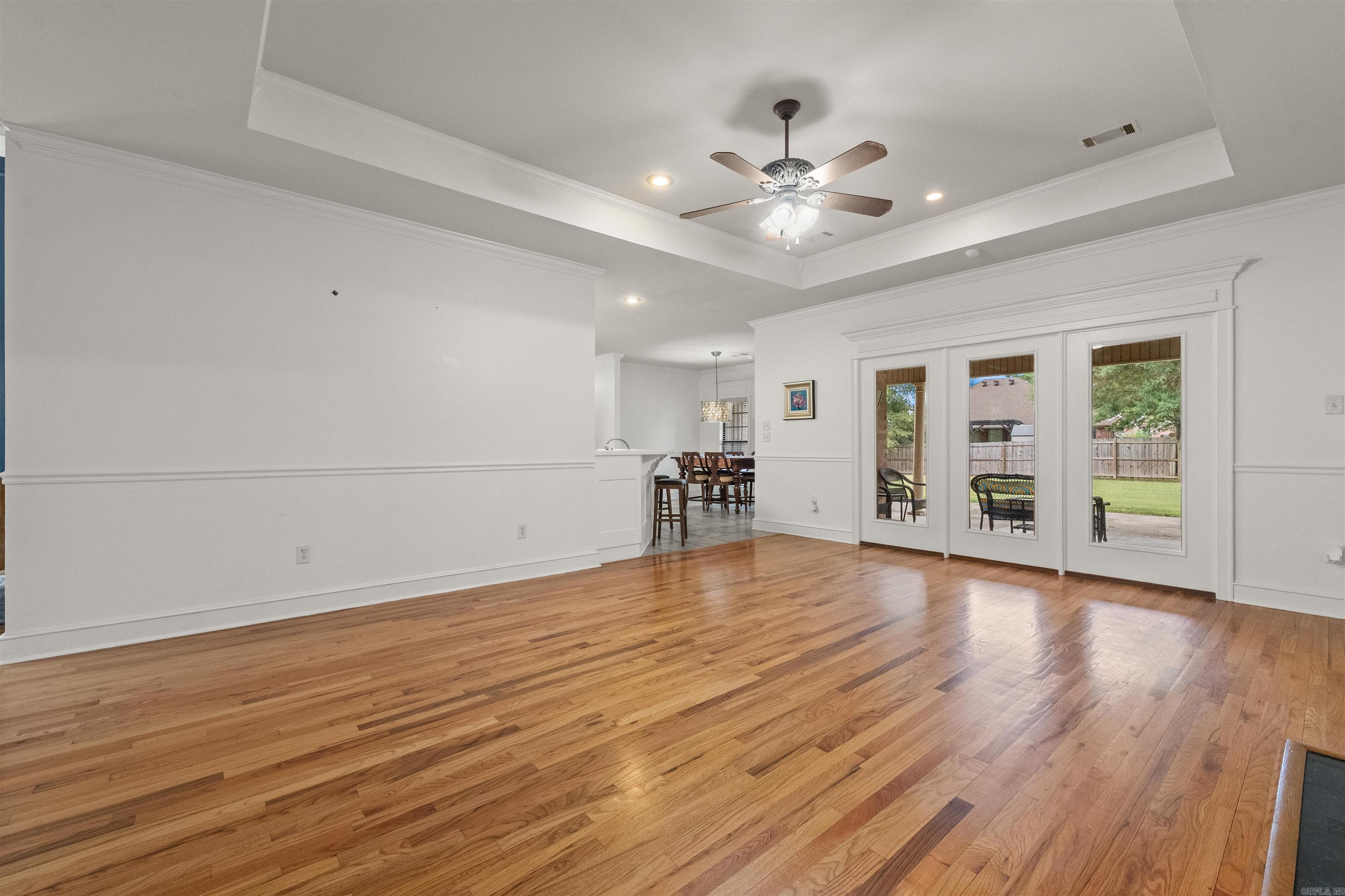 COUNTRY CLUB OF ARK THE - Residential