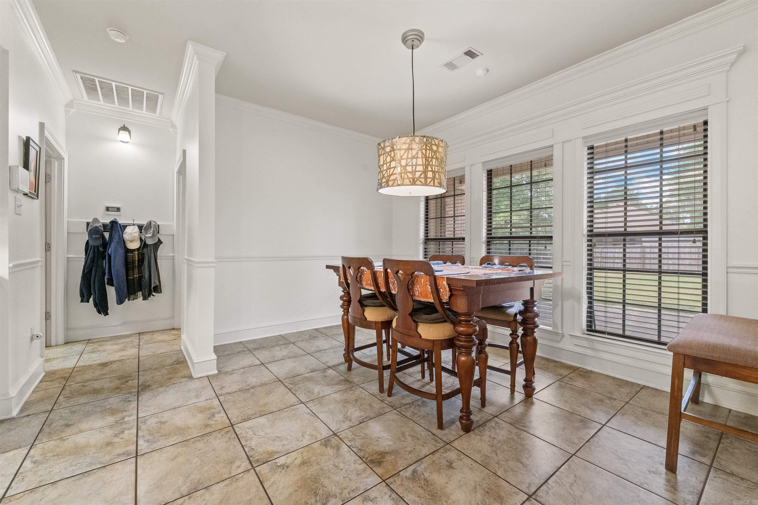 COUNTRY CLUB OF ARK THE - Residential