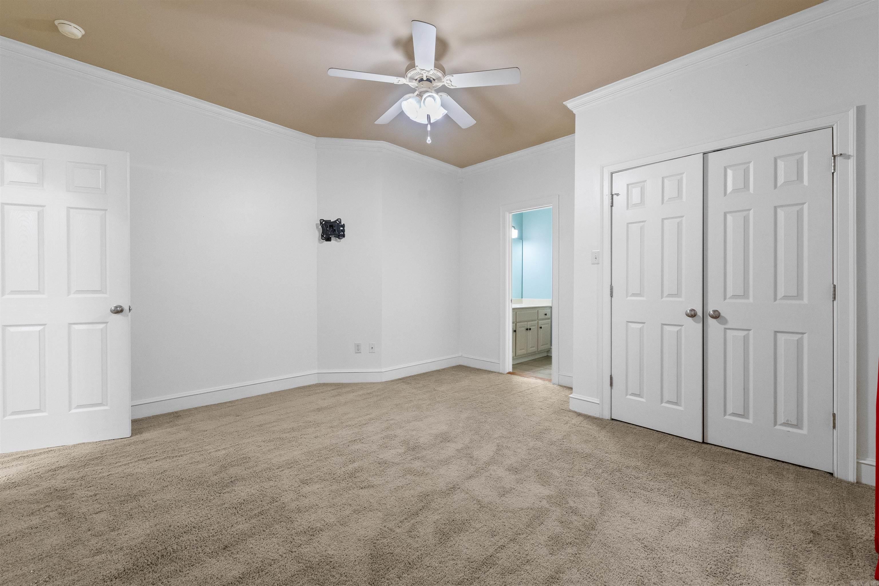 COUNTRY CLUB OF ARK THE - Residential