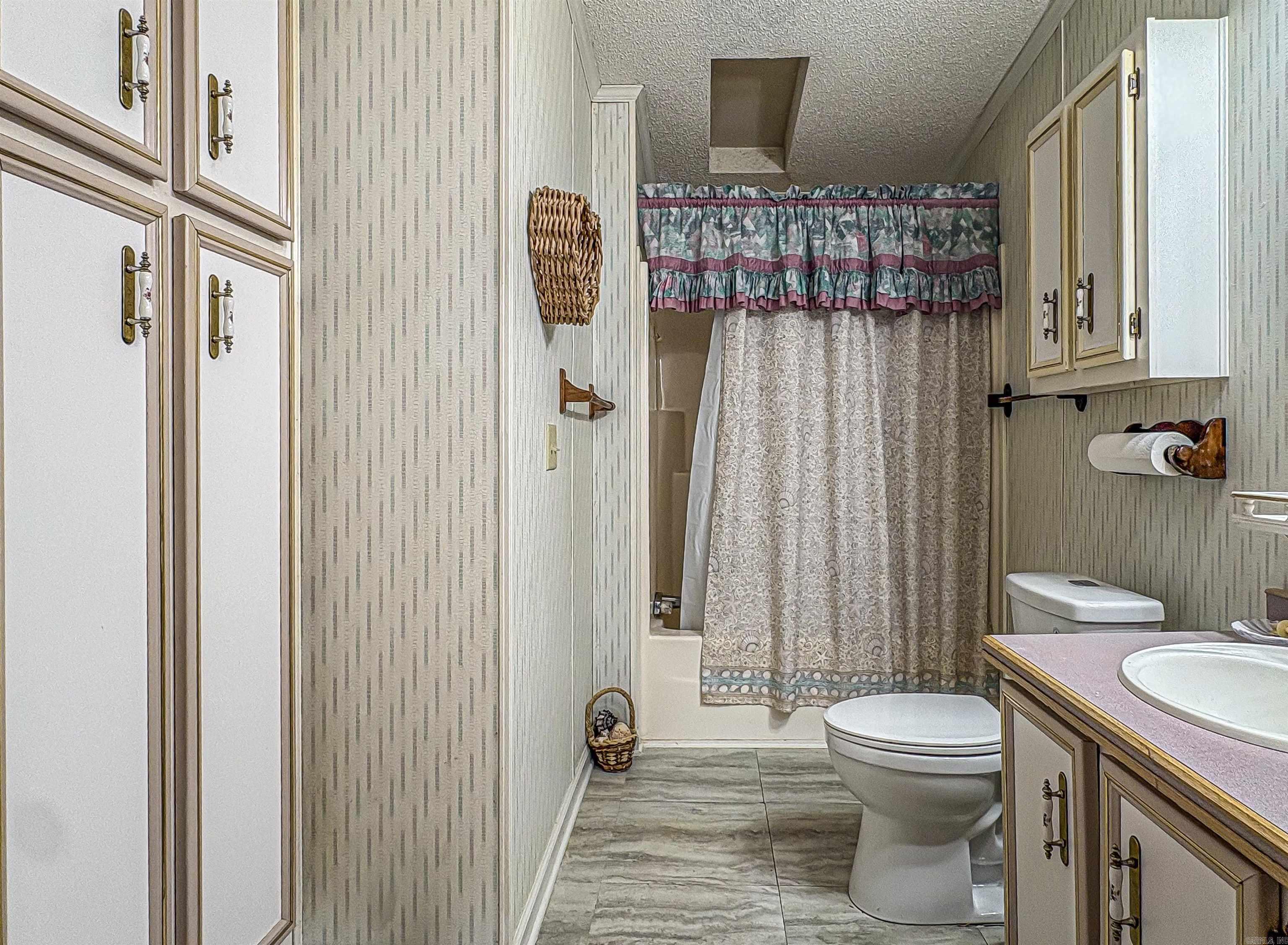 LAYTON-CROWDREY - Residential