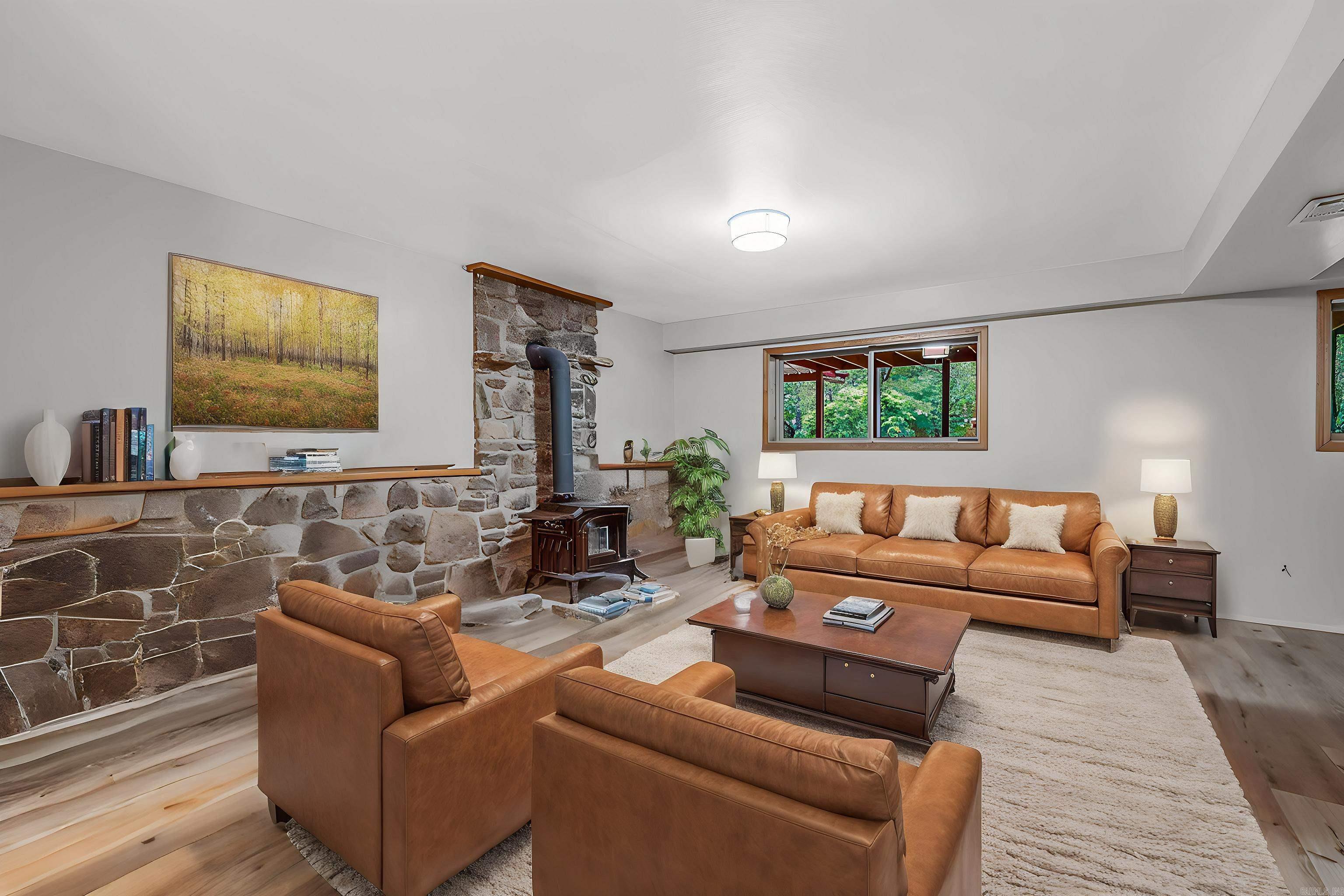 LAKEWOOD - Residential