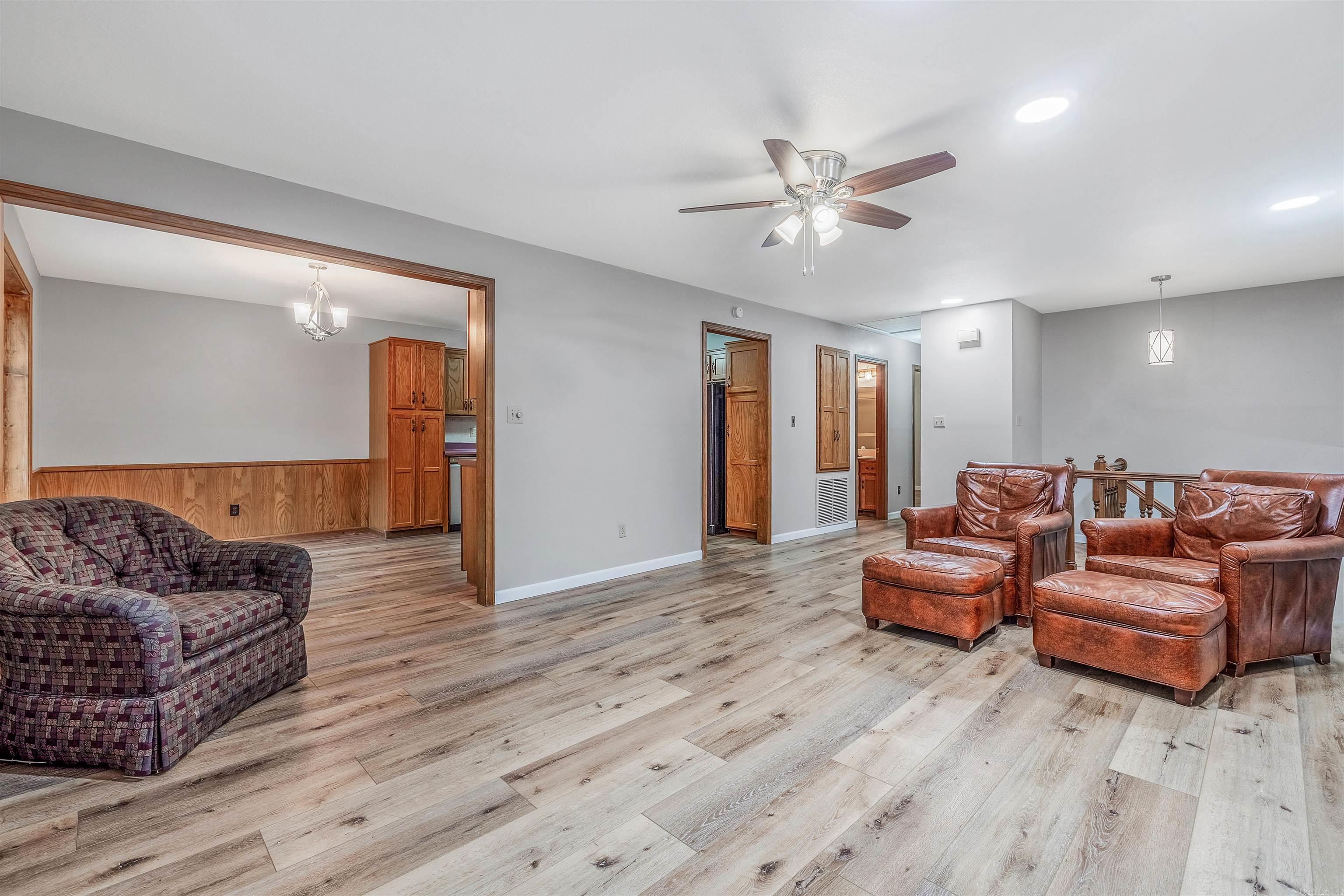LAKEWOOD - Residential