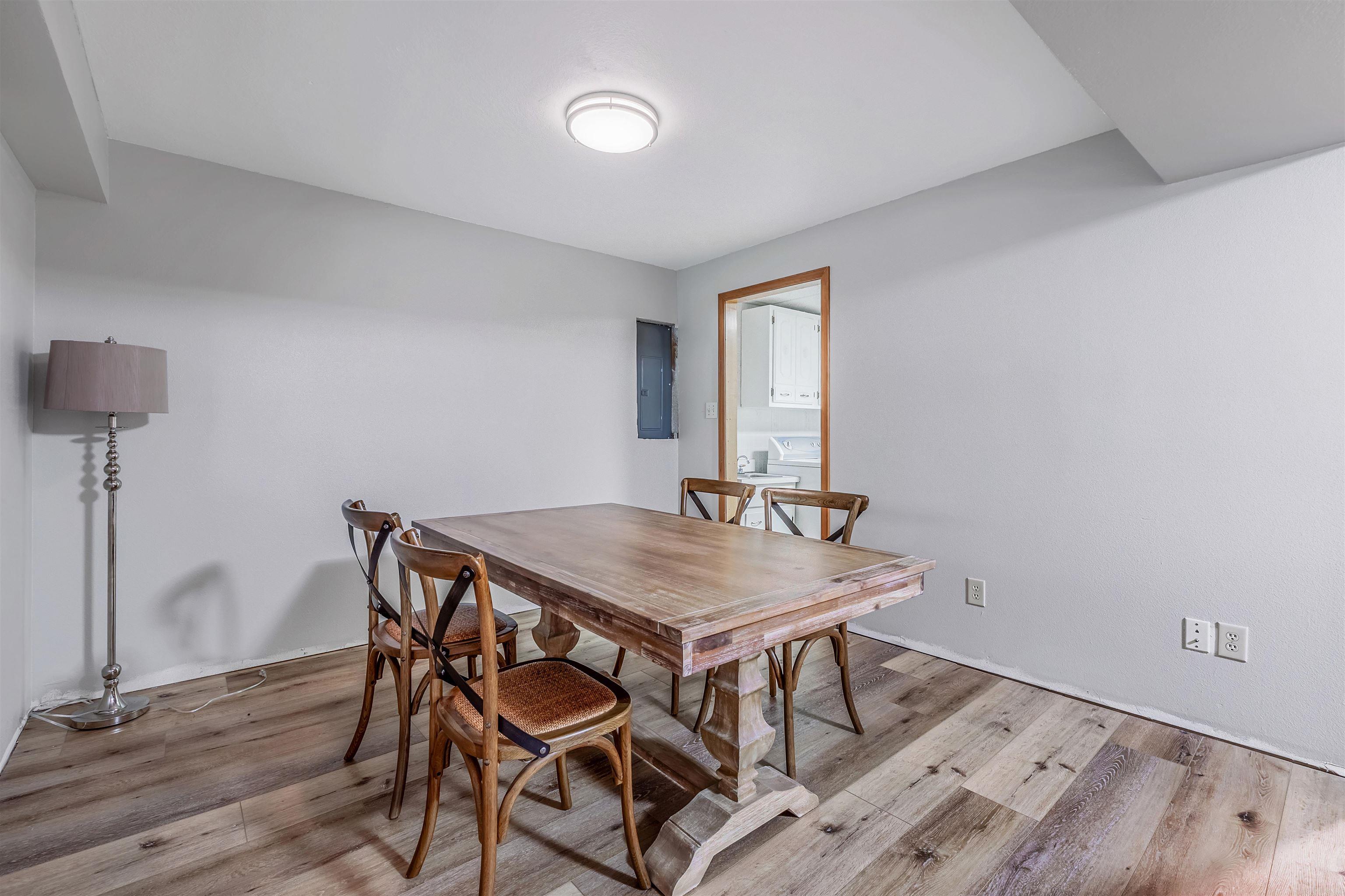 LAKEWOOD - Residential