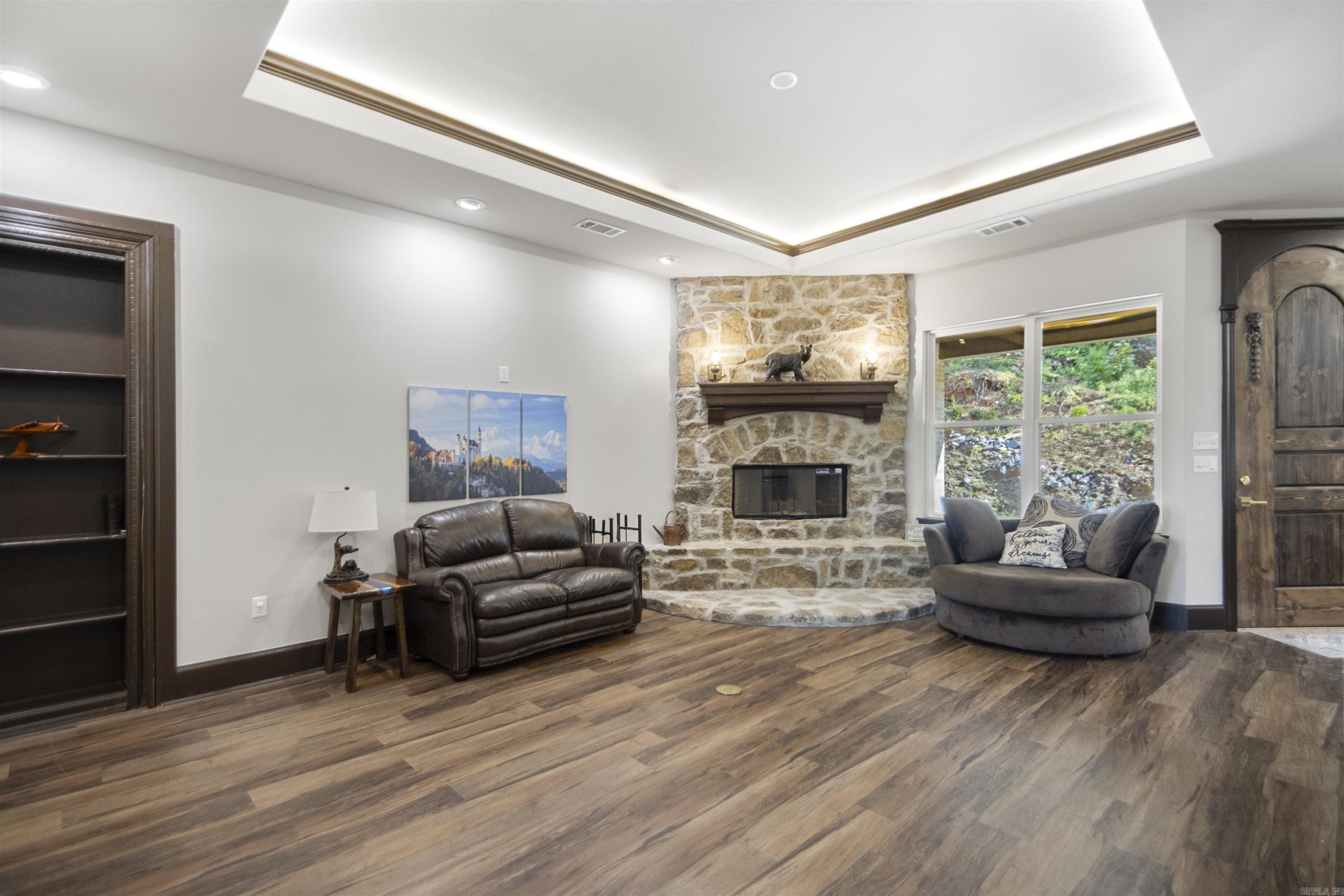 Riverland II - Residential