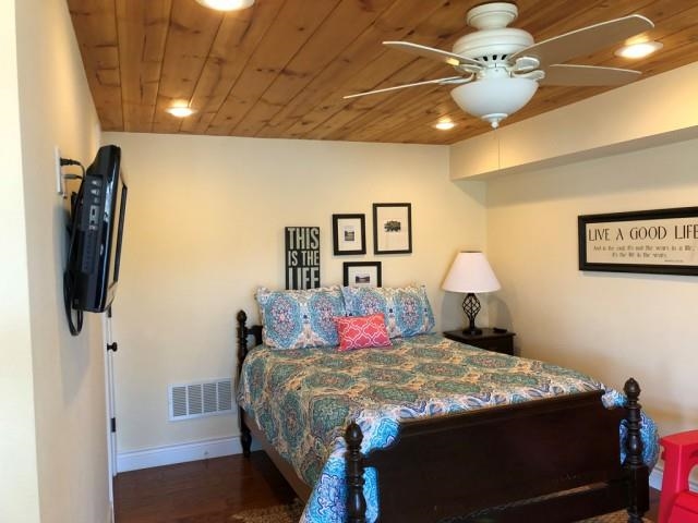 East Lake - Residential Lease