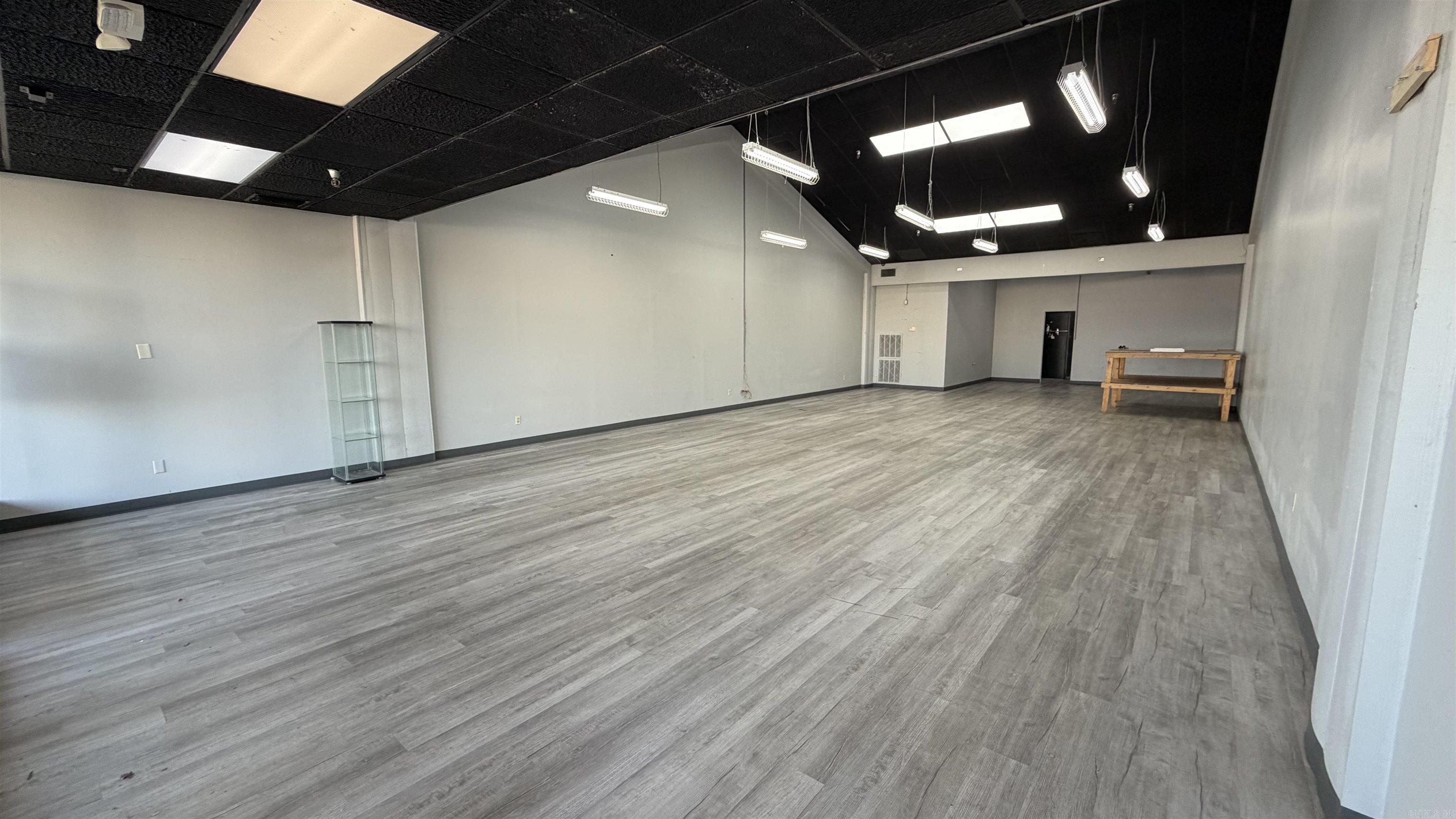 Hot Springs - Commercial Sale