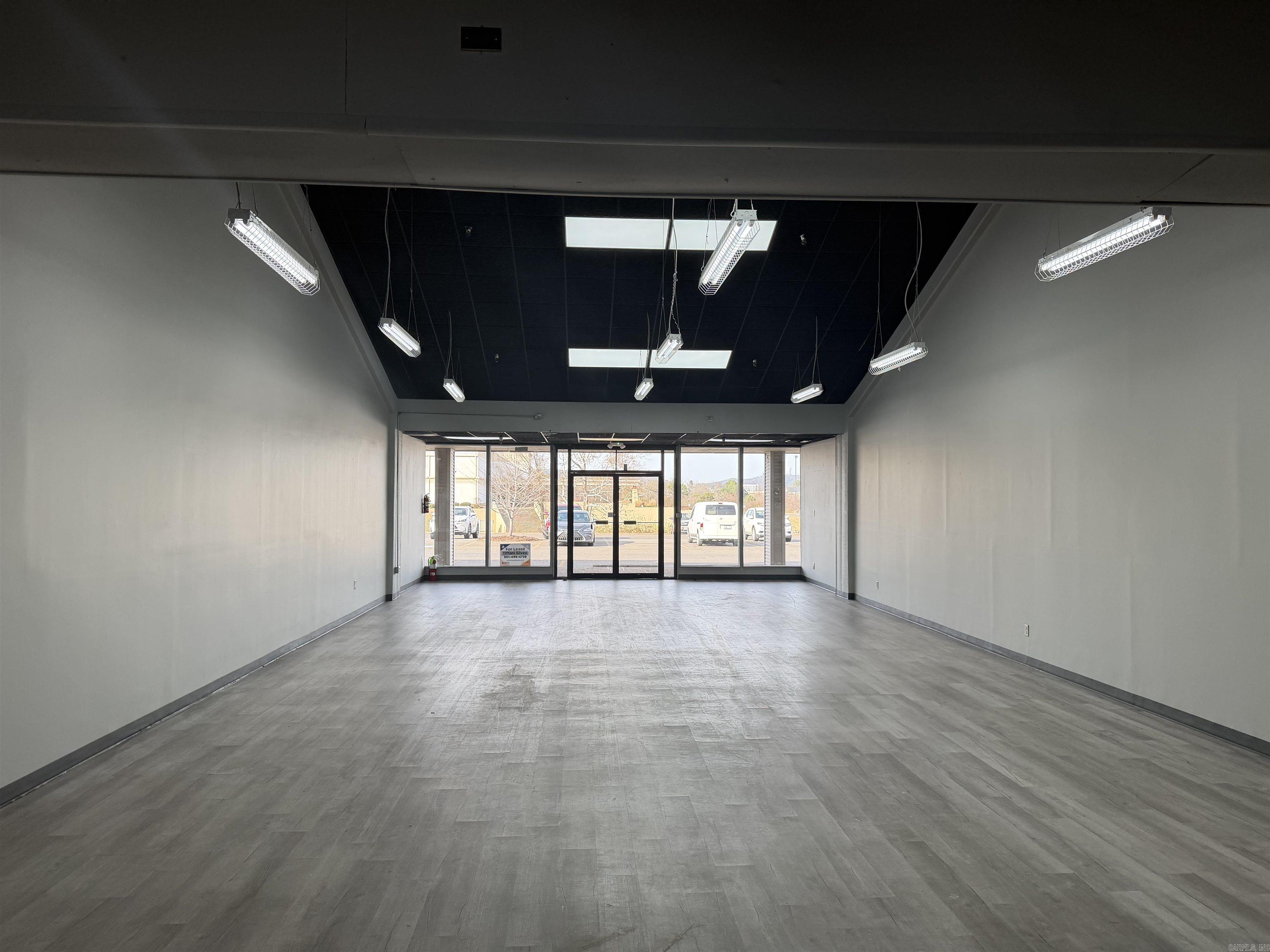 Hot Springs - Commercial Sale