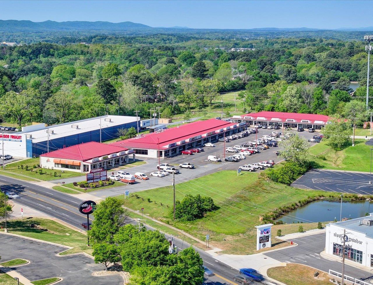 Hot Springs - Commercial Sale