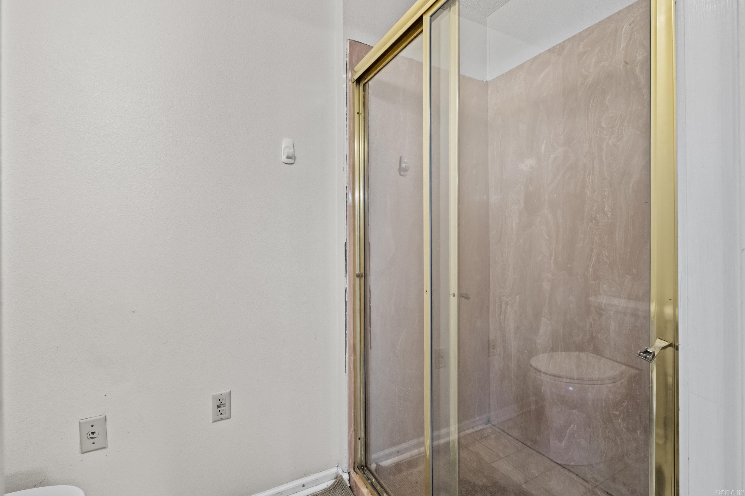 OVERBROOK - Residential