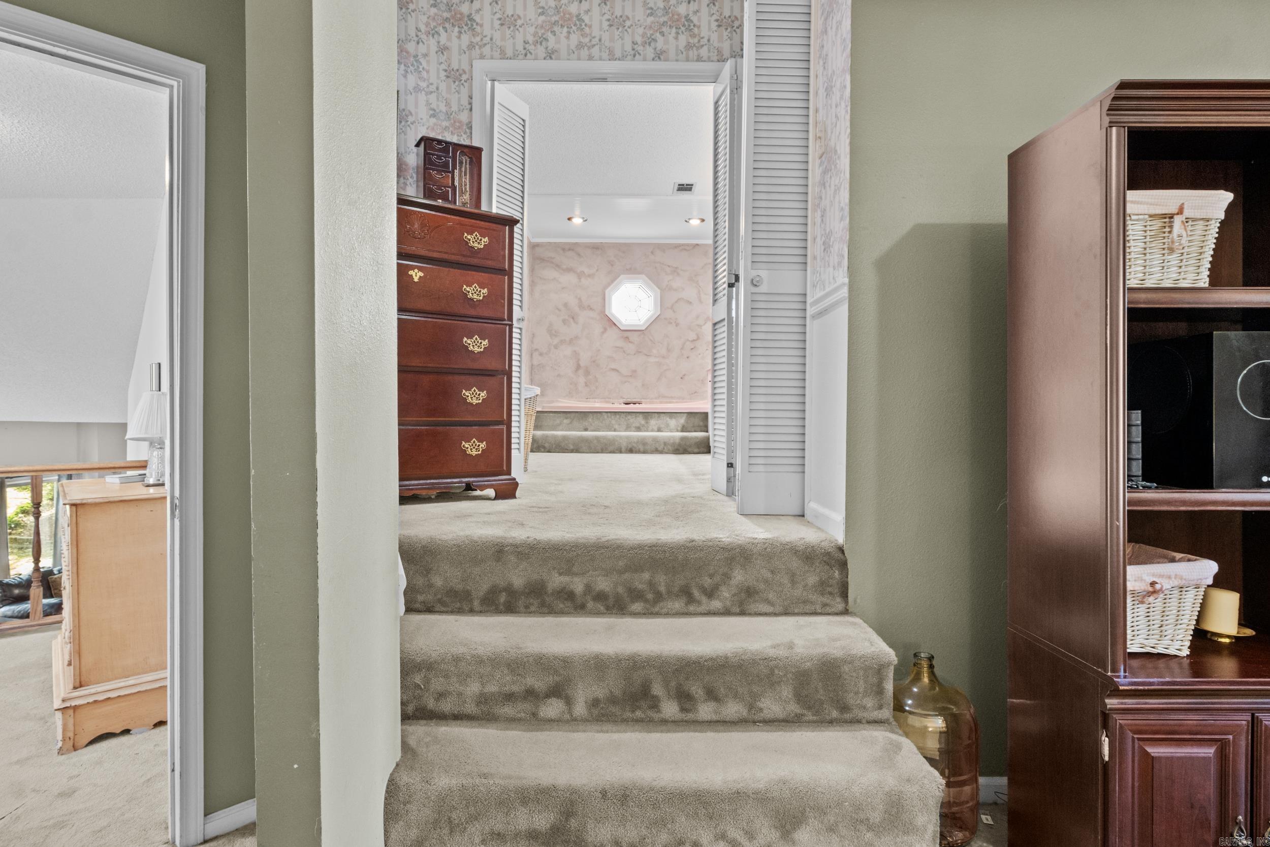 OVERBROOK - Residential