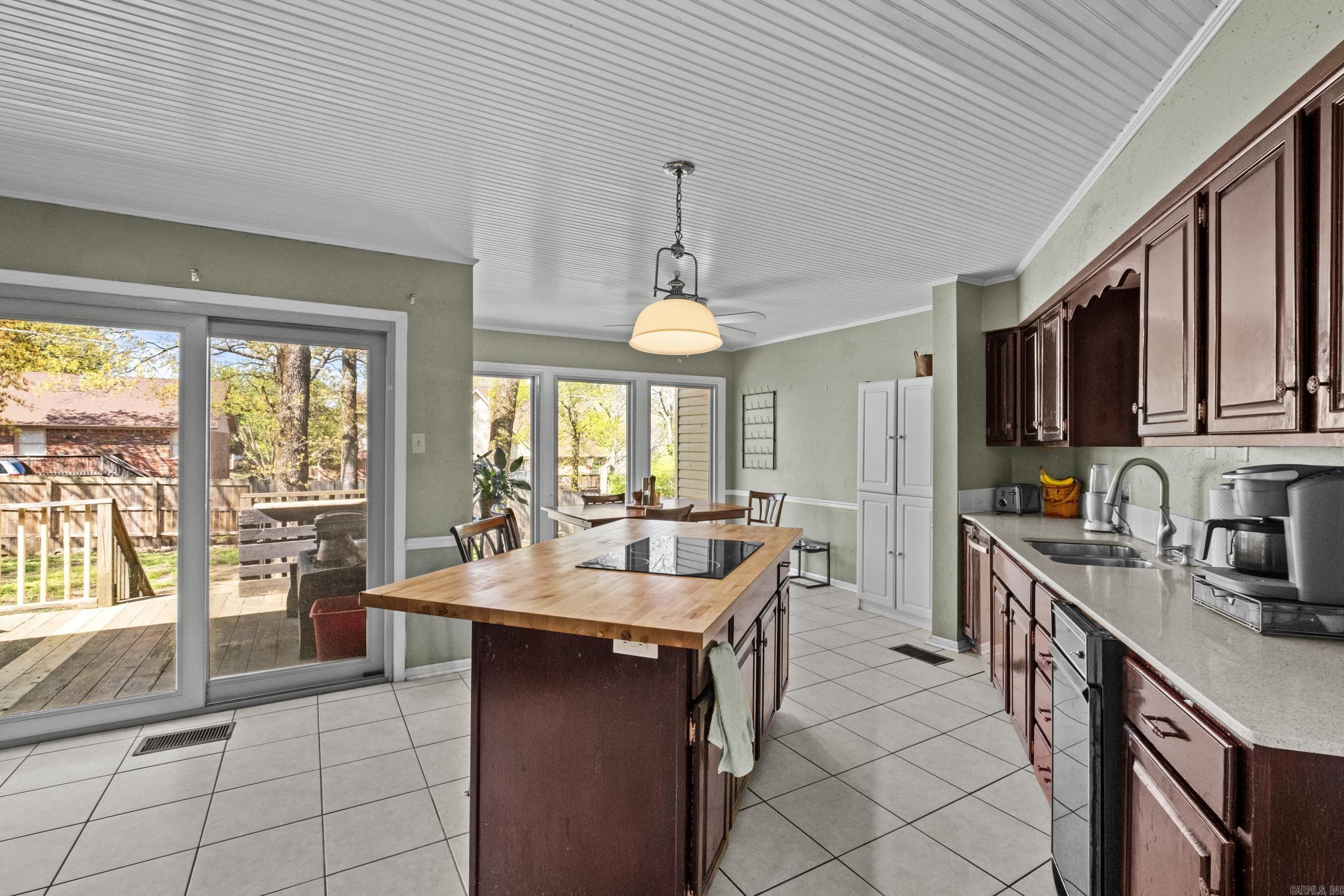 OVERBROOK - Residential