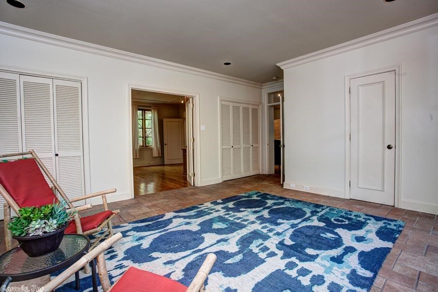 Hill Crest - Residential