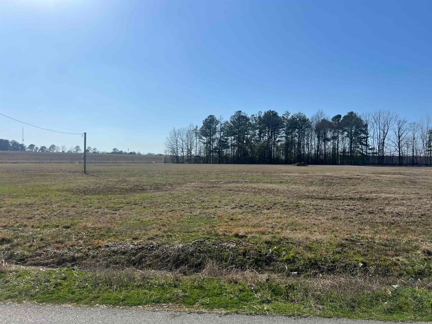 6.24 acres highly visible from I 530 with high traffic volume. This location would be ideal for your next business or convenient store with easy access on and off the interstate.
