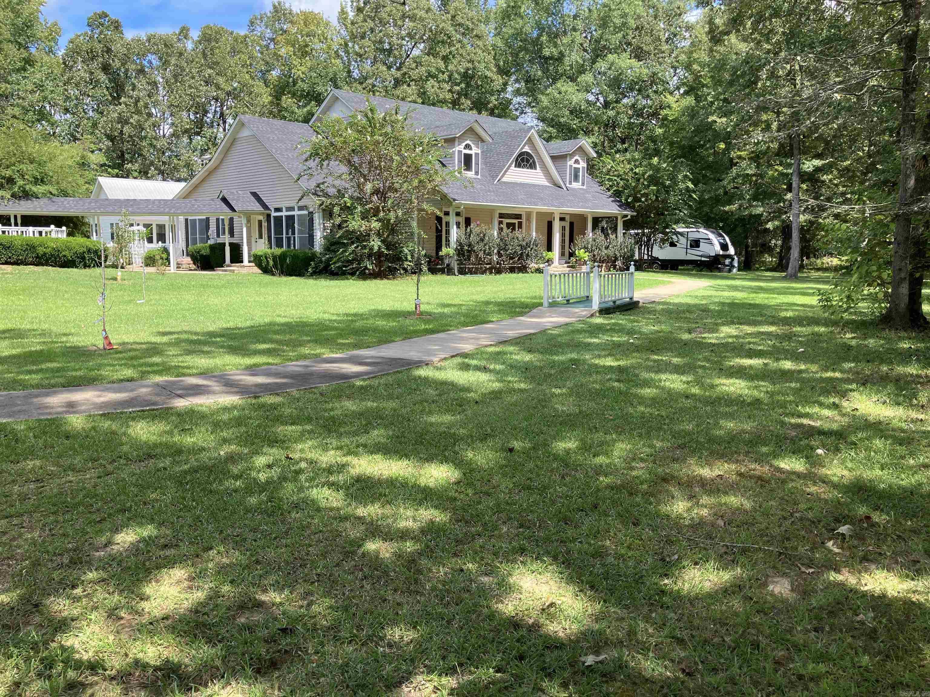 Metes & Bounds - Residential