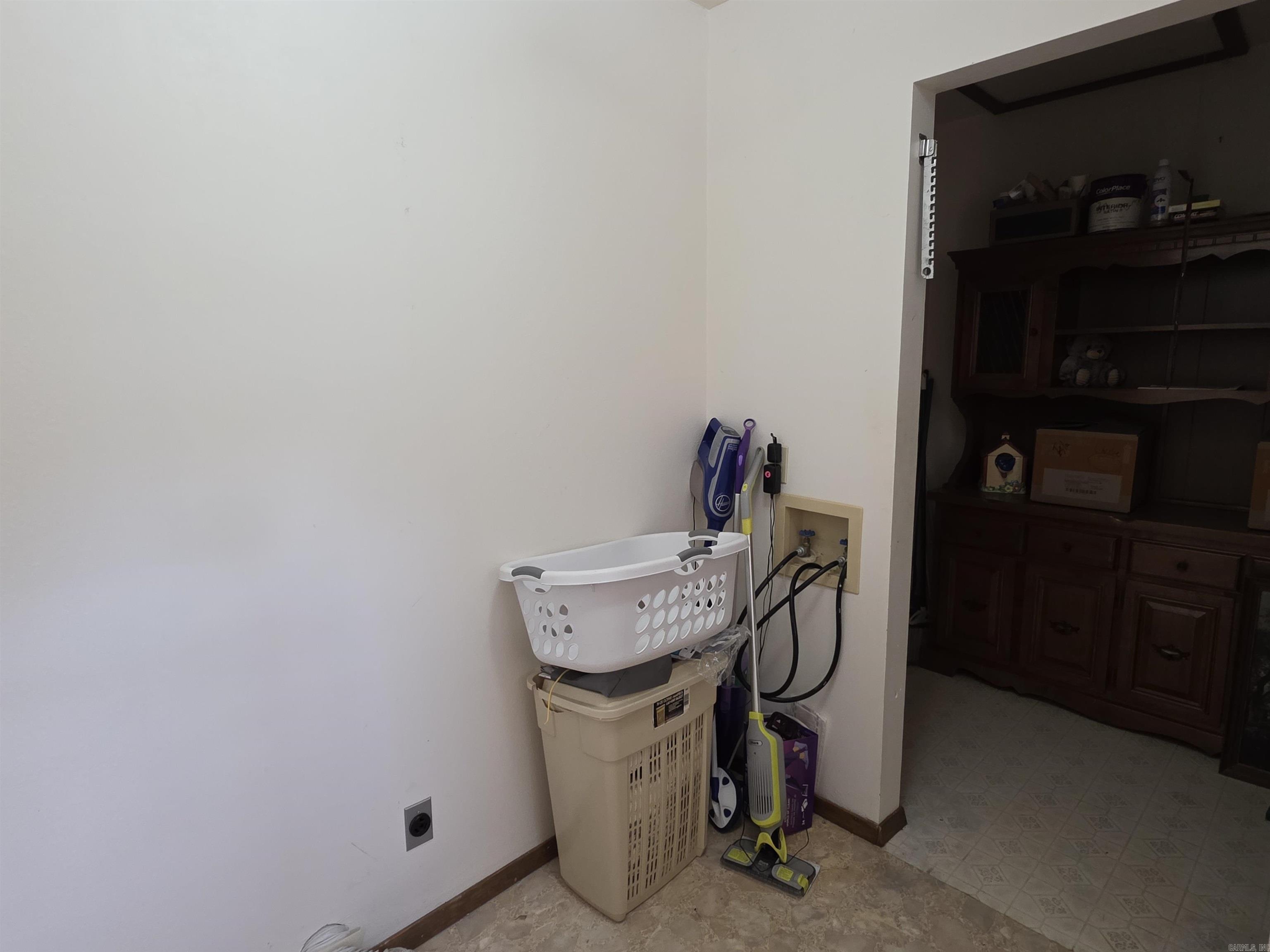 WOODLAND HEIGHTS - Residential