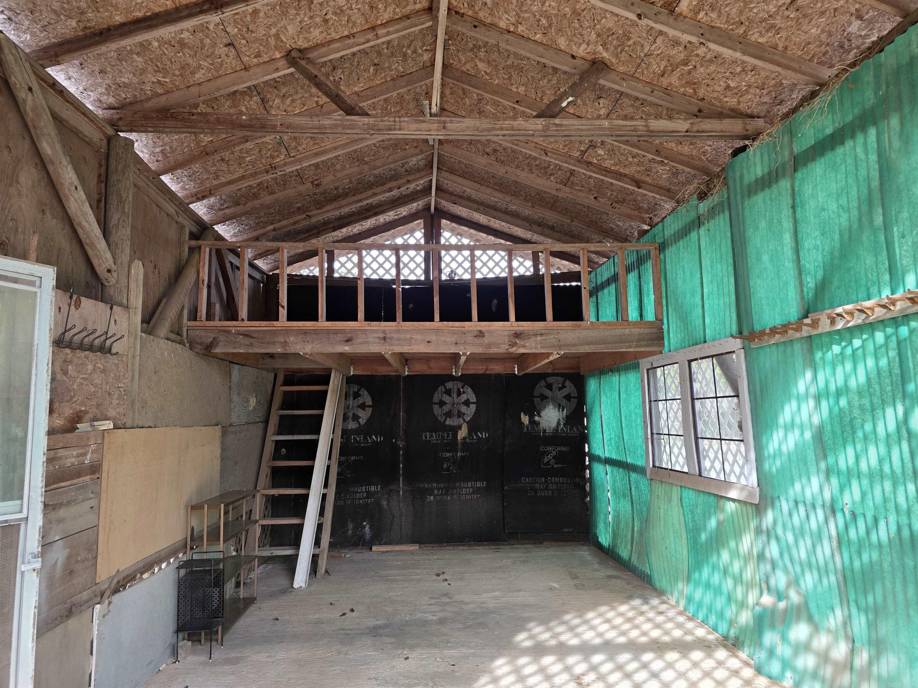 WOODLAND HEIGHTS - Residential