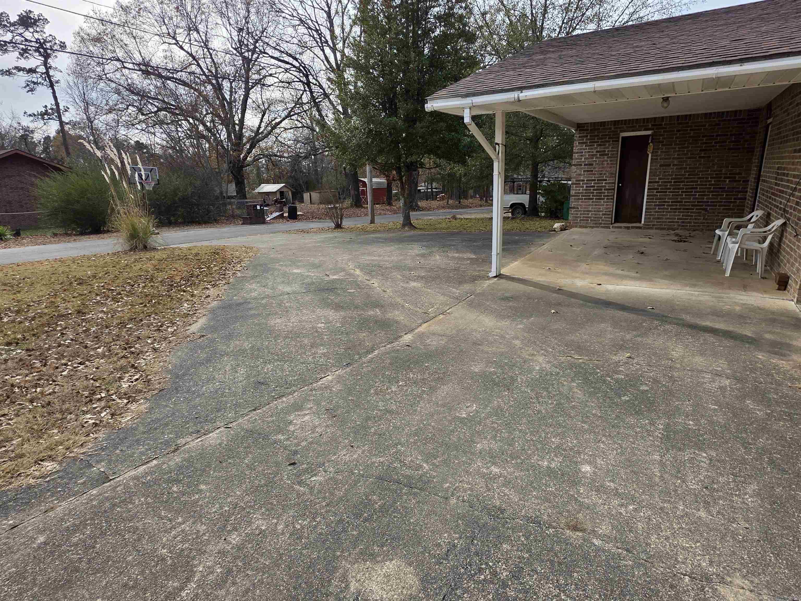 WOODLAND HEIGHTS - Residential