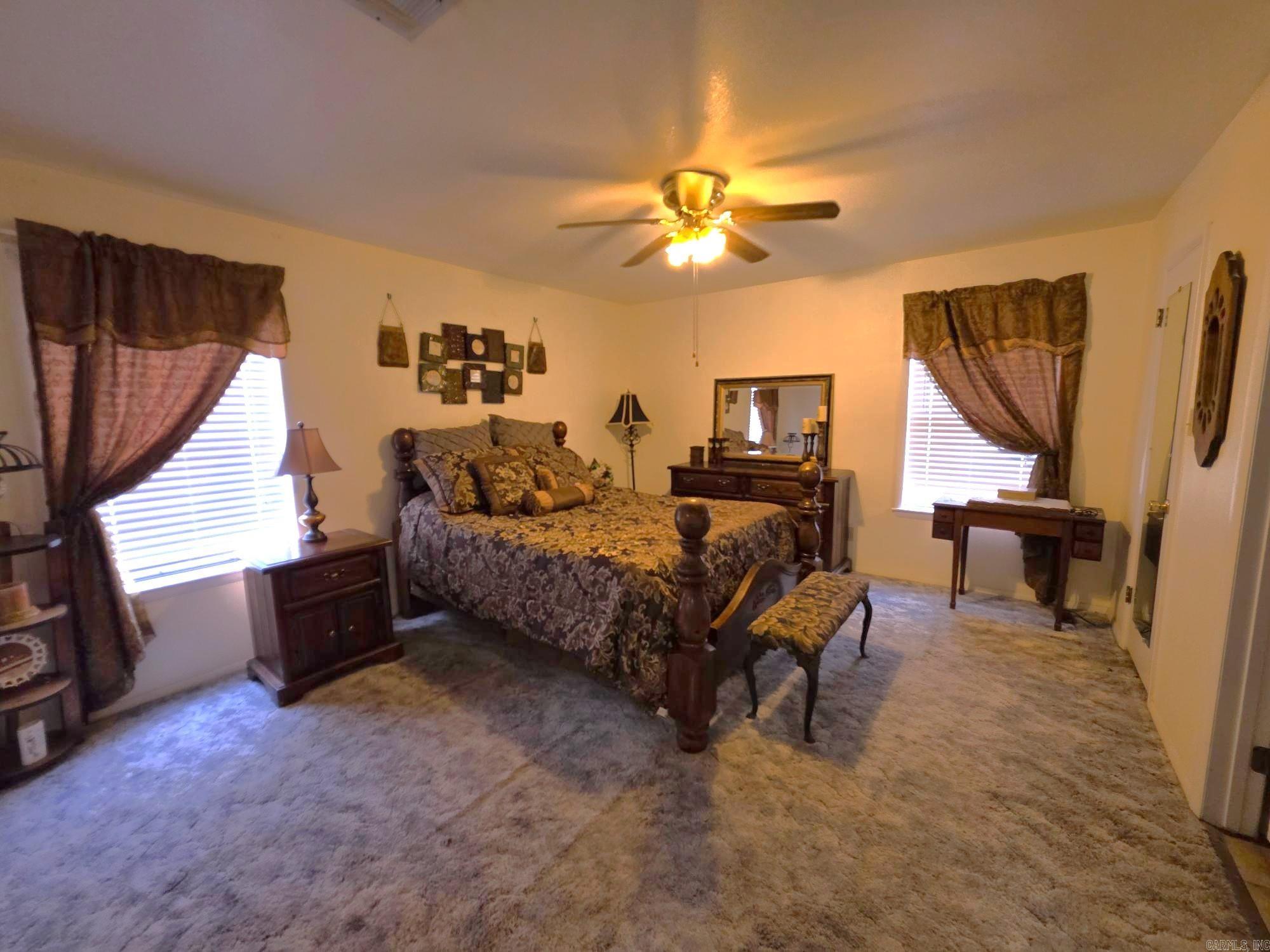 WOODLAND HEIGHTS - Residential