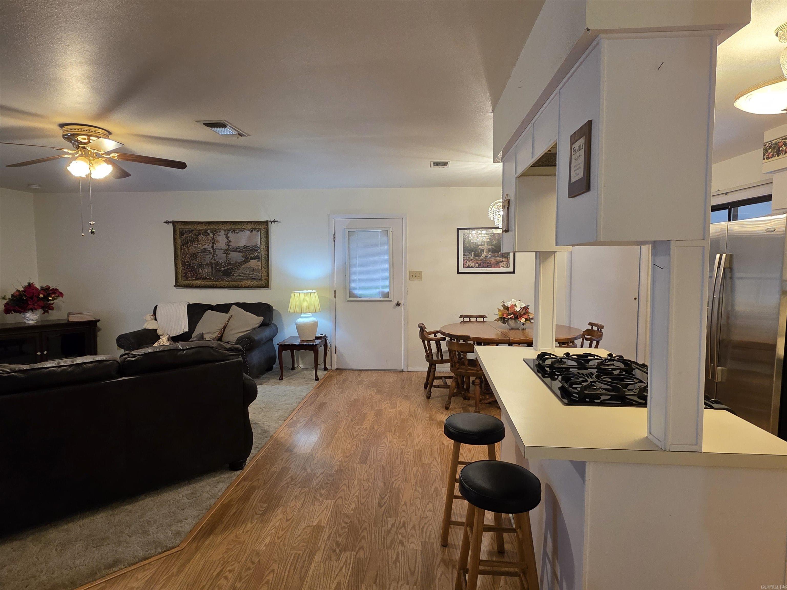 WOODLAND HEIGHTS - Residential