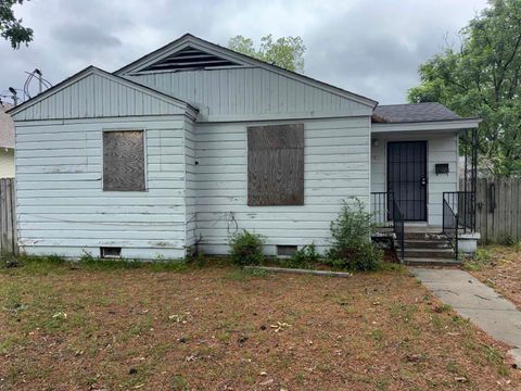 Photo of 1620 Pike Avenue, North Little Rock, AR 72114 (MLS # 26016929)