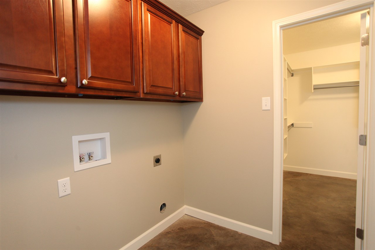 McKenna Cove - Residential