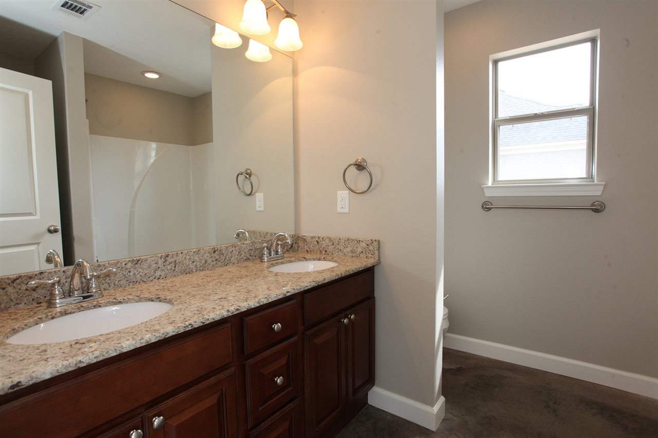 McKenna Cove - Residential