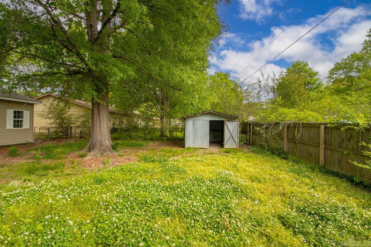 THE MEADOWS - Residential