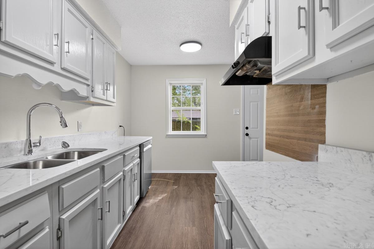 THE MEADOWS - Residential