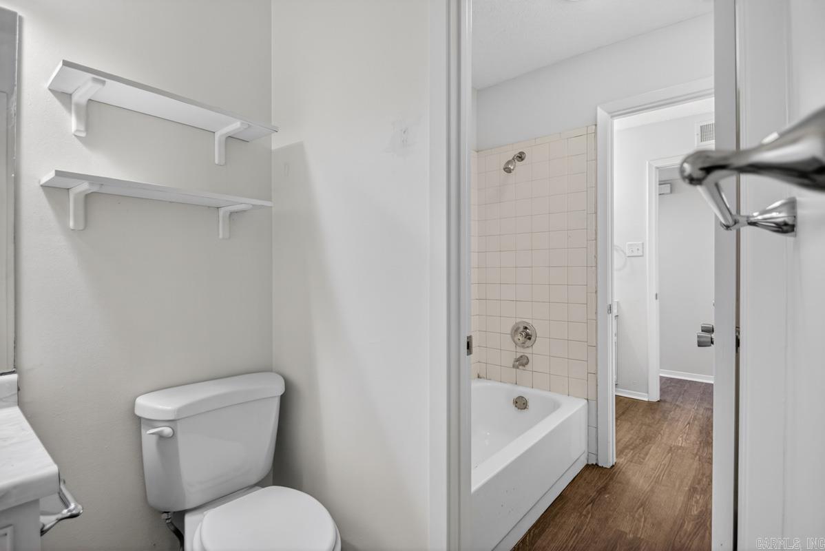 THE MEADOWS - Residential