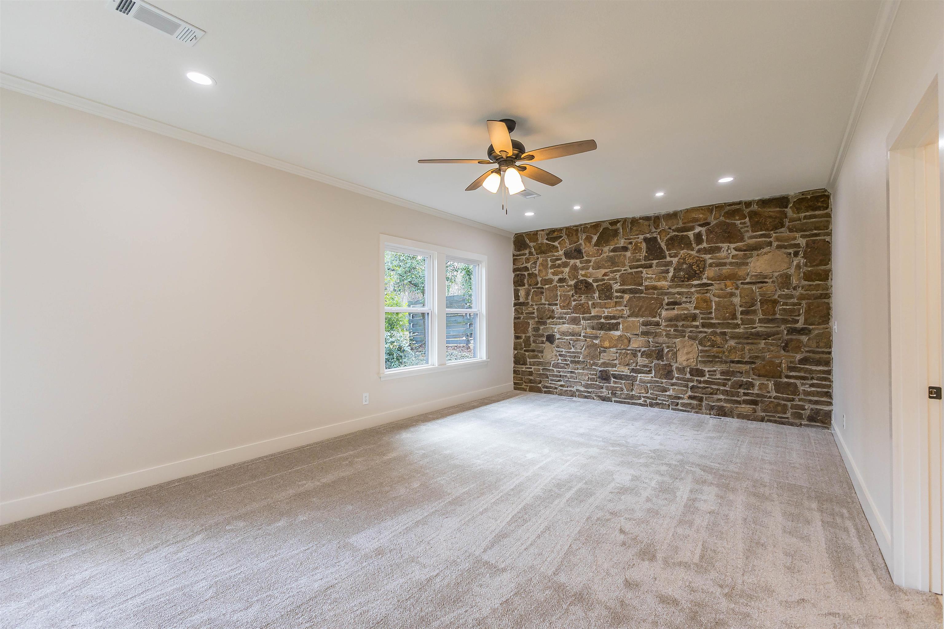 COUNTRY CLUB COLONY - Residential