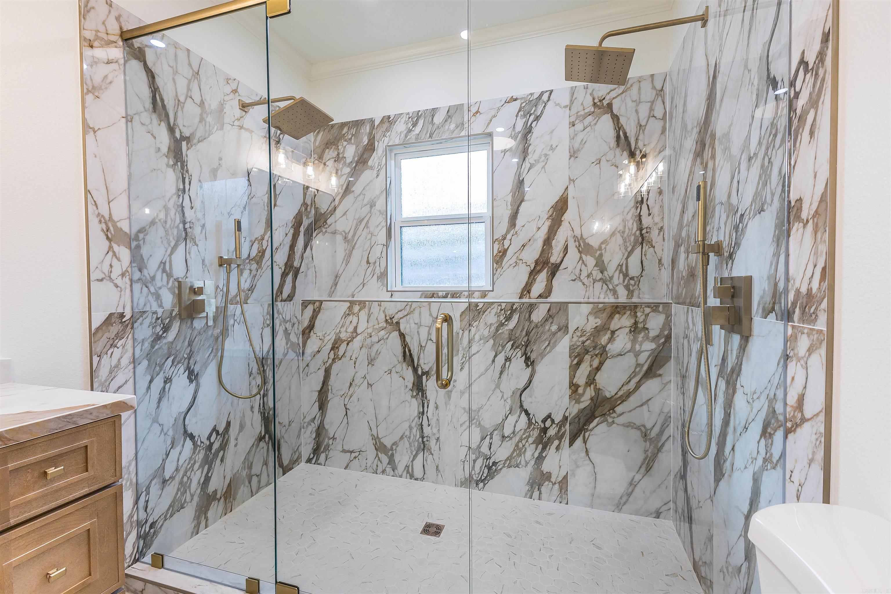 COUNTRY CLUB COLONY - Residential