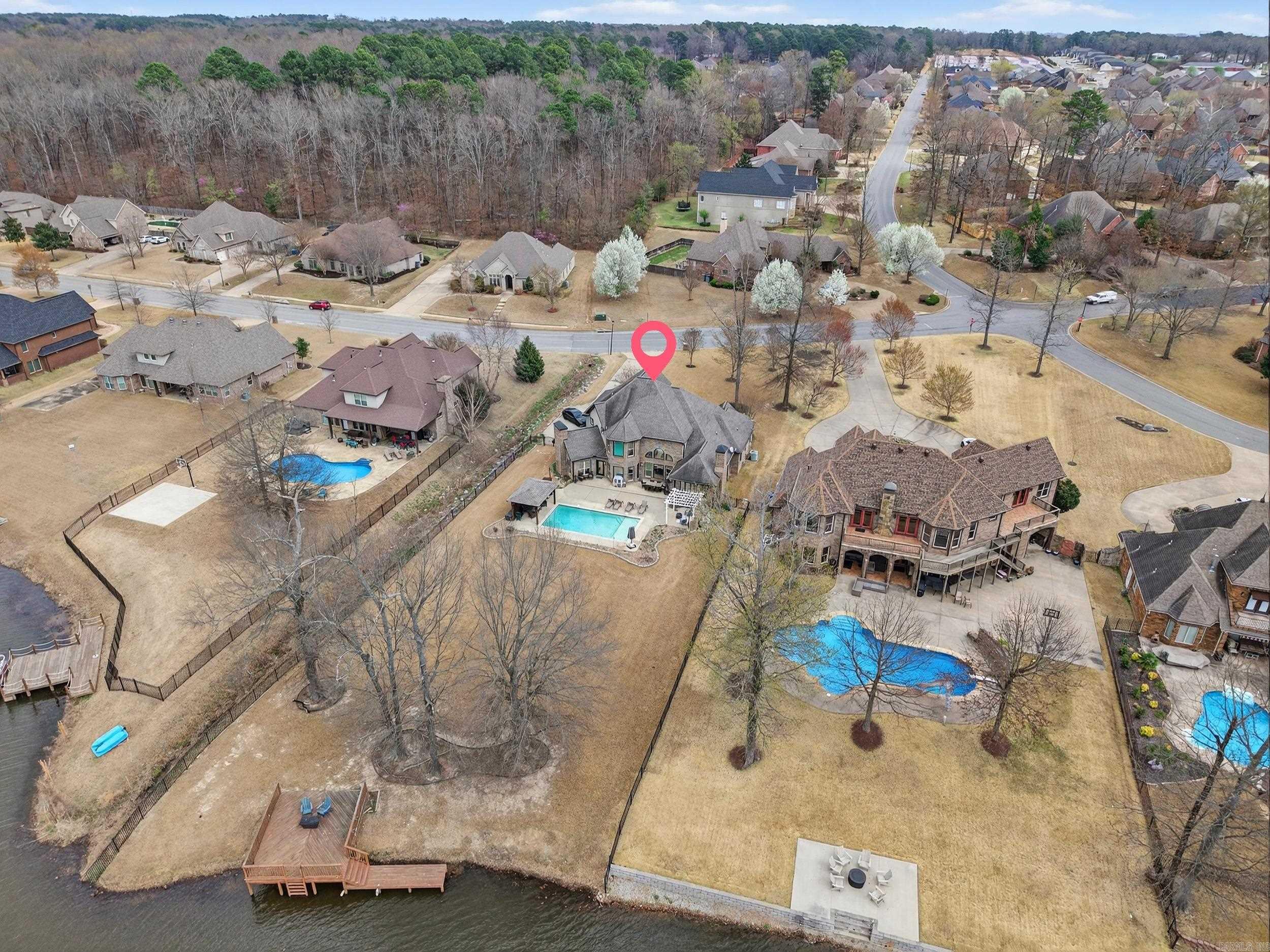 HURRICANE LAKE EST - Residential