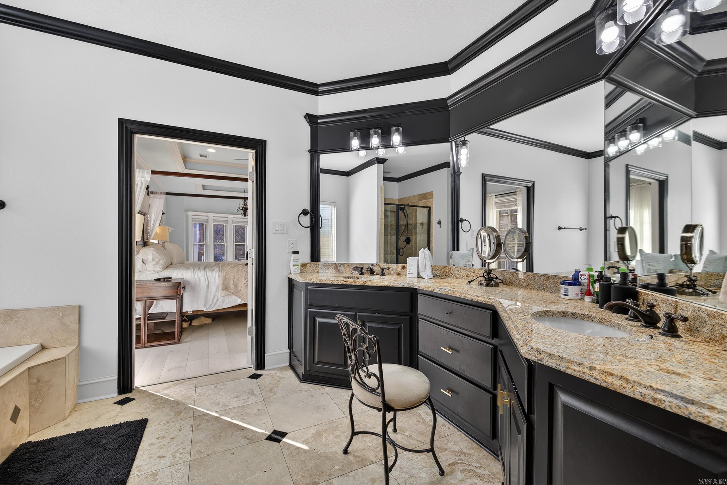 HURRICANE LAKE EST - Residential