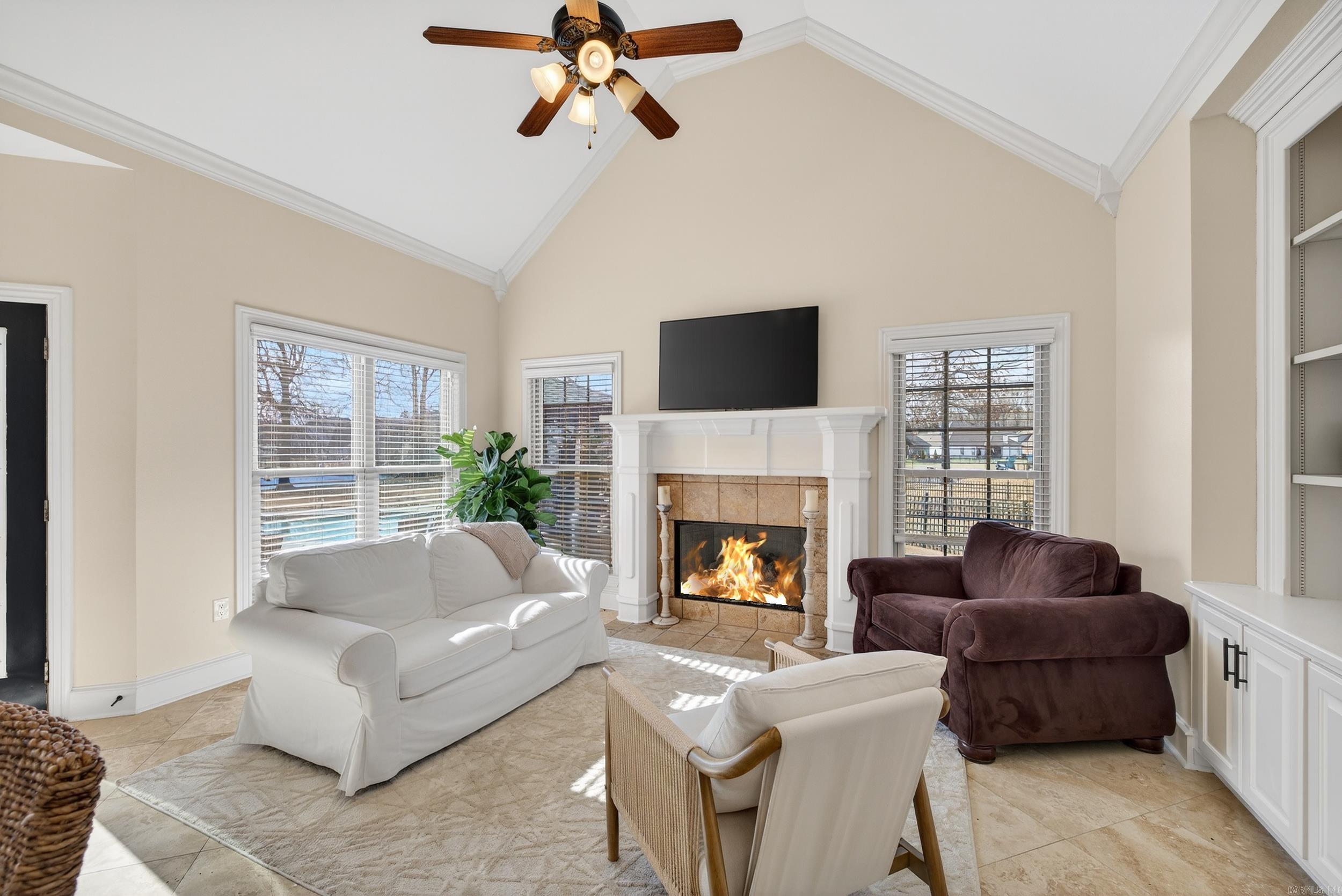 HURRICANE LAKE EST - Residential