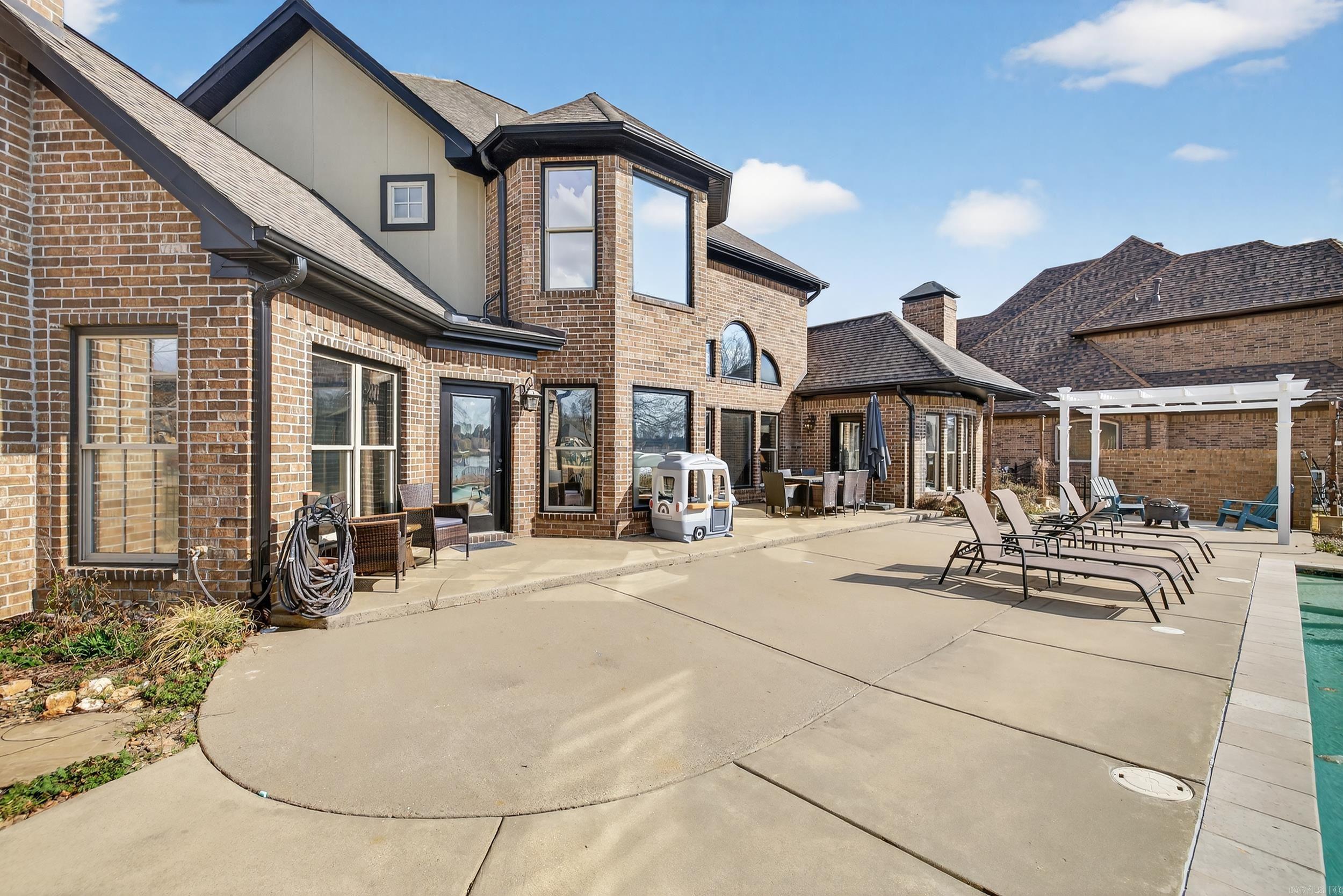 HURRICANE LAKE EST - Residential