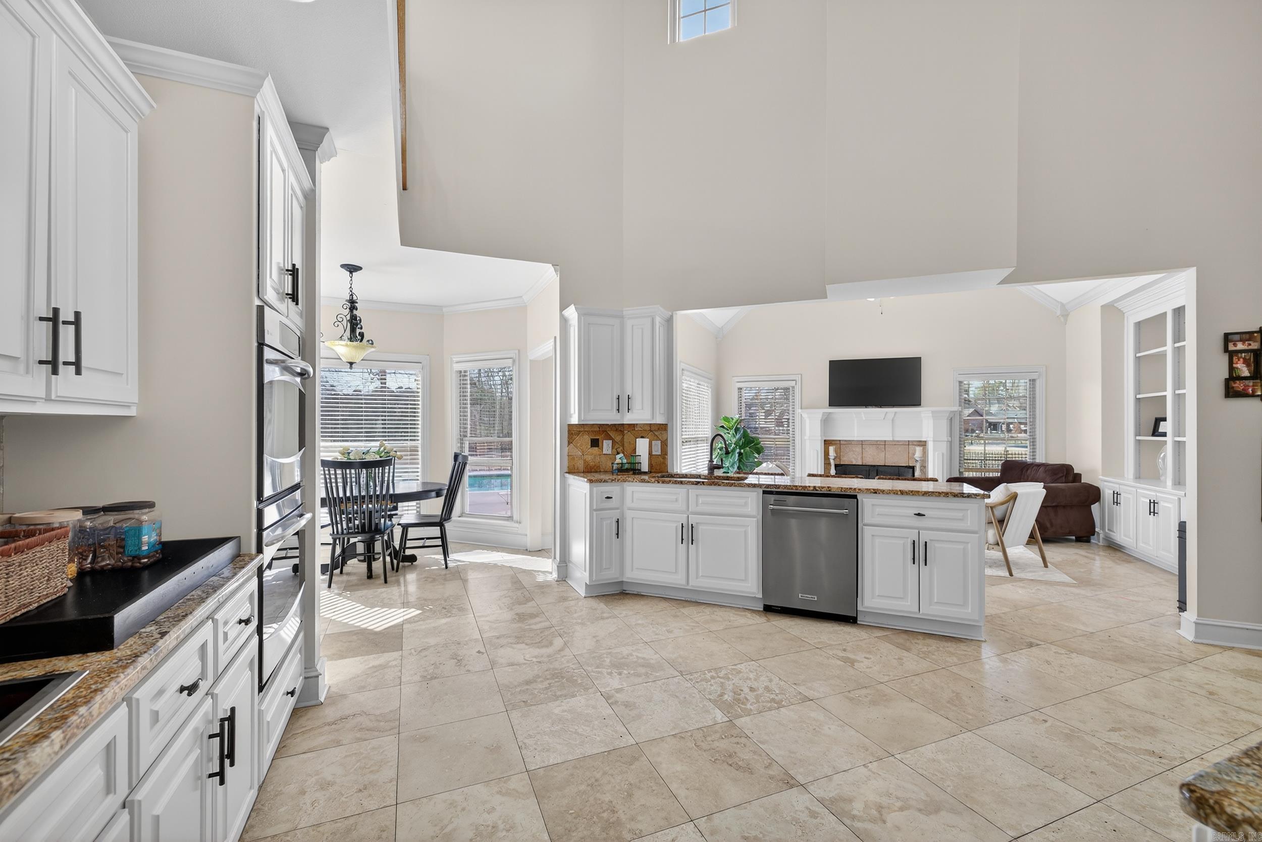 HURRICANE LAKE EST - Residential