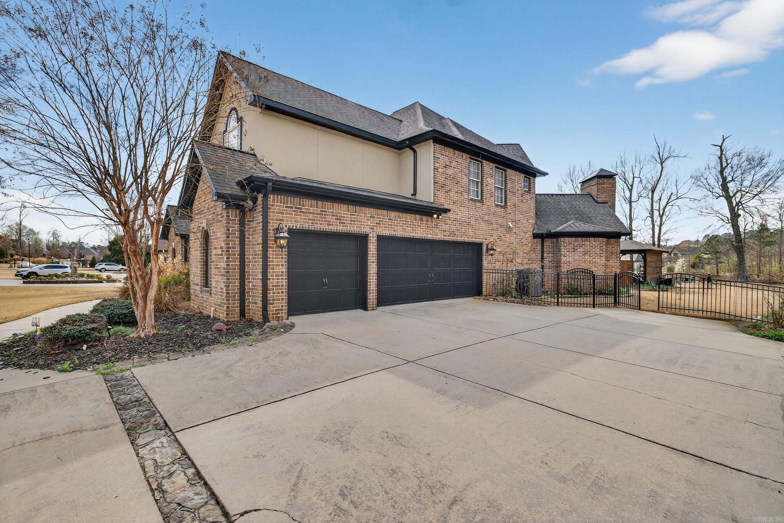 HURRICANE LAKE EST - Residential