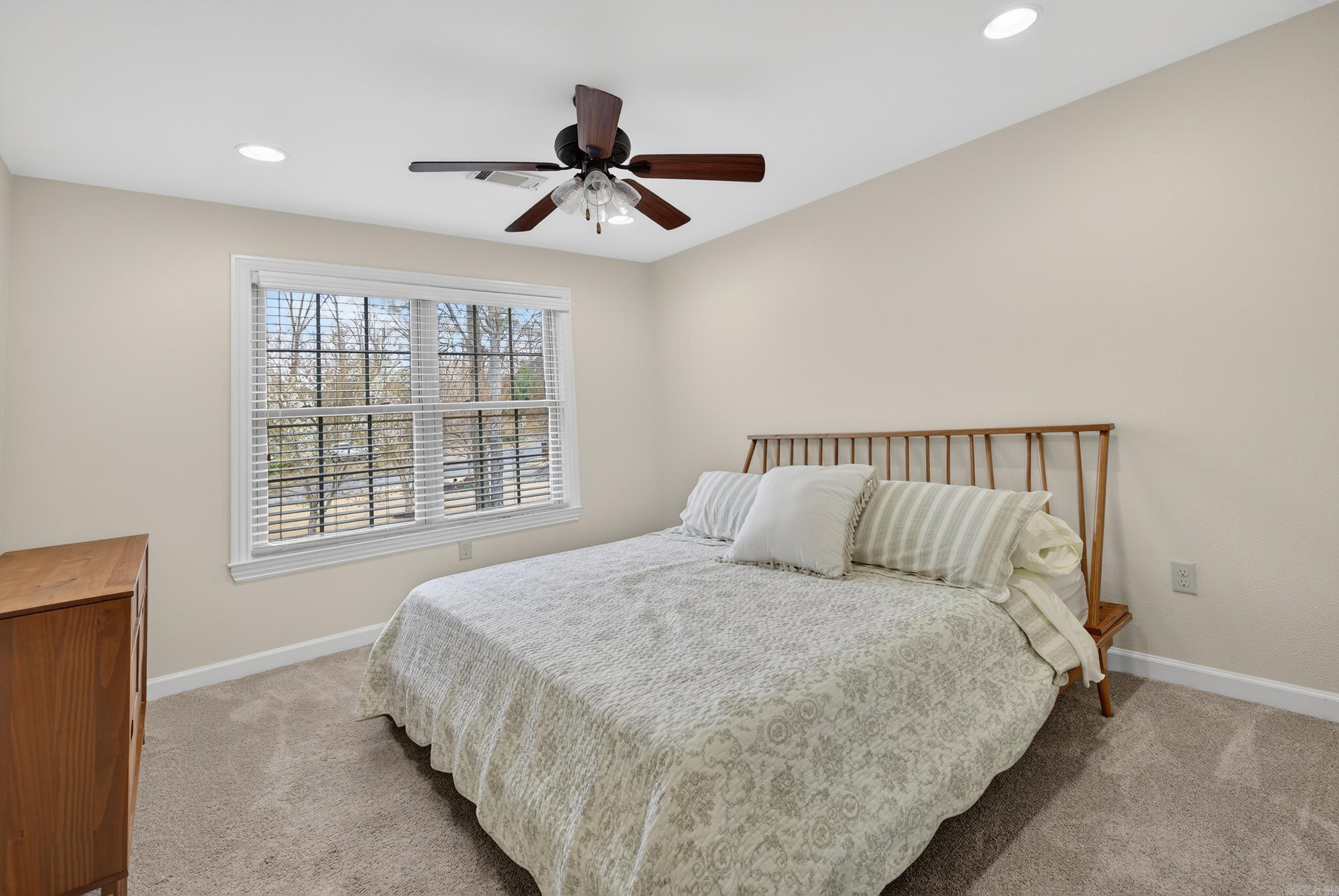 HURRICANE LAKE EST - Residential