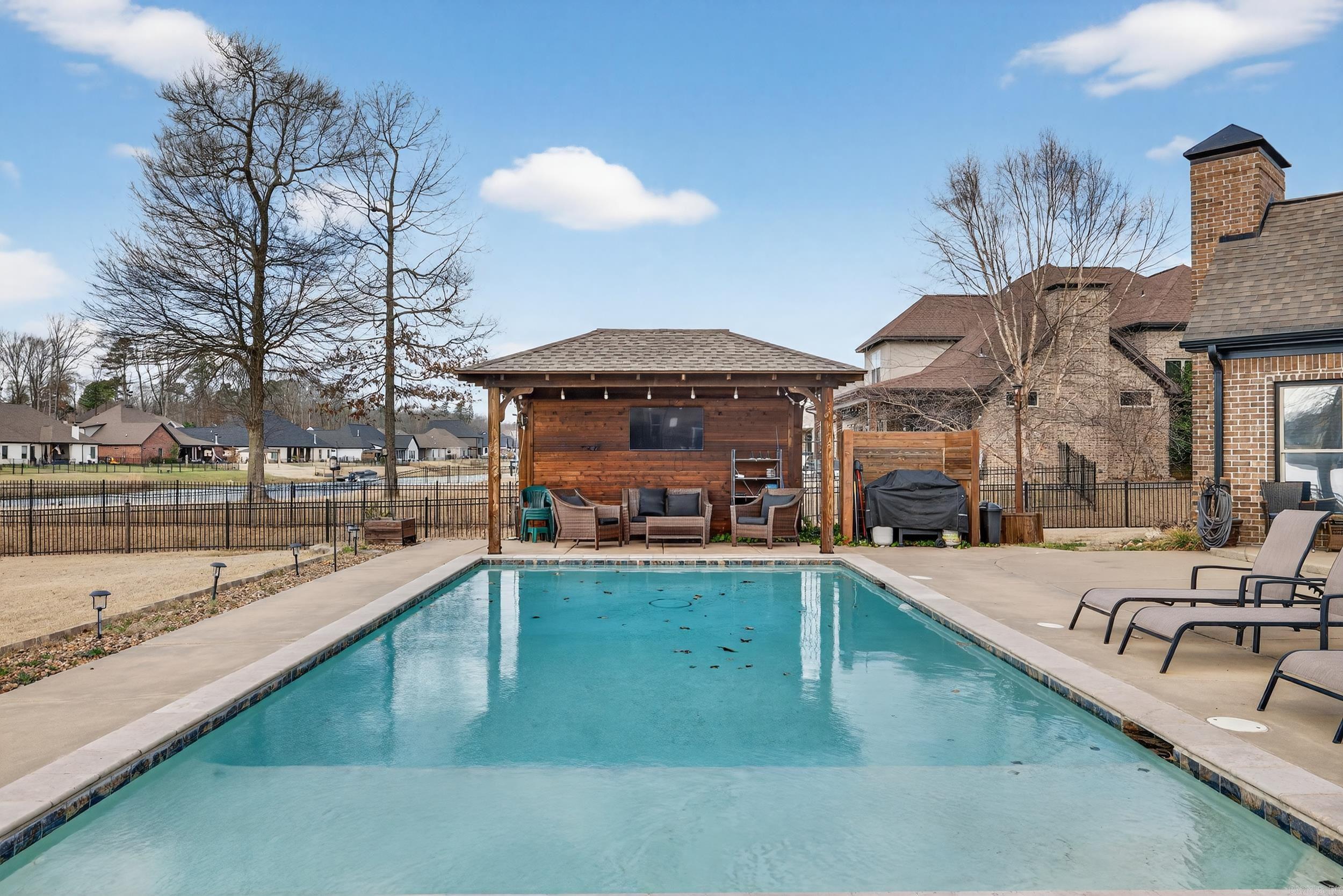 HURRICANE LAKE EST - Residential