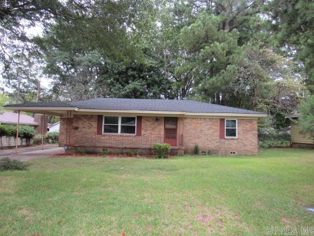 So many updates have been done to this home!! New architectural roof, luxury vinyl flooring, windows, paint and new deck on the back. HVAC was replaced in 2022. Eat in kitchen with and island bar and lots of cabinet and counter space. 3bd/2.5 baths with large living room fully fenced back yard. No property disclosure since seller never lived in the property.