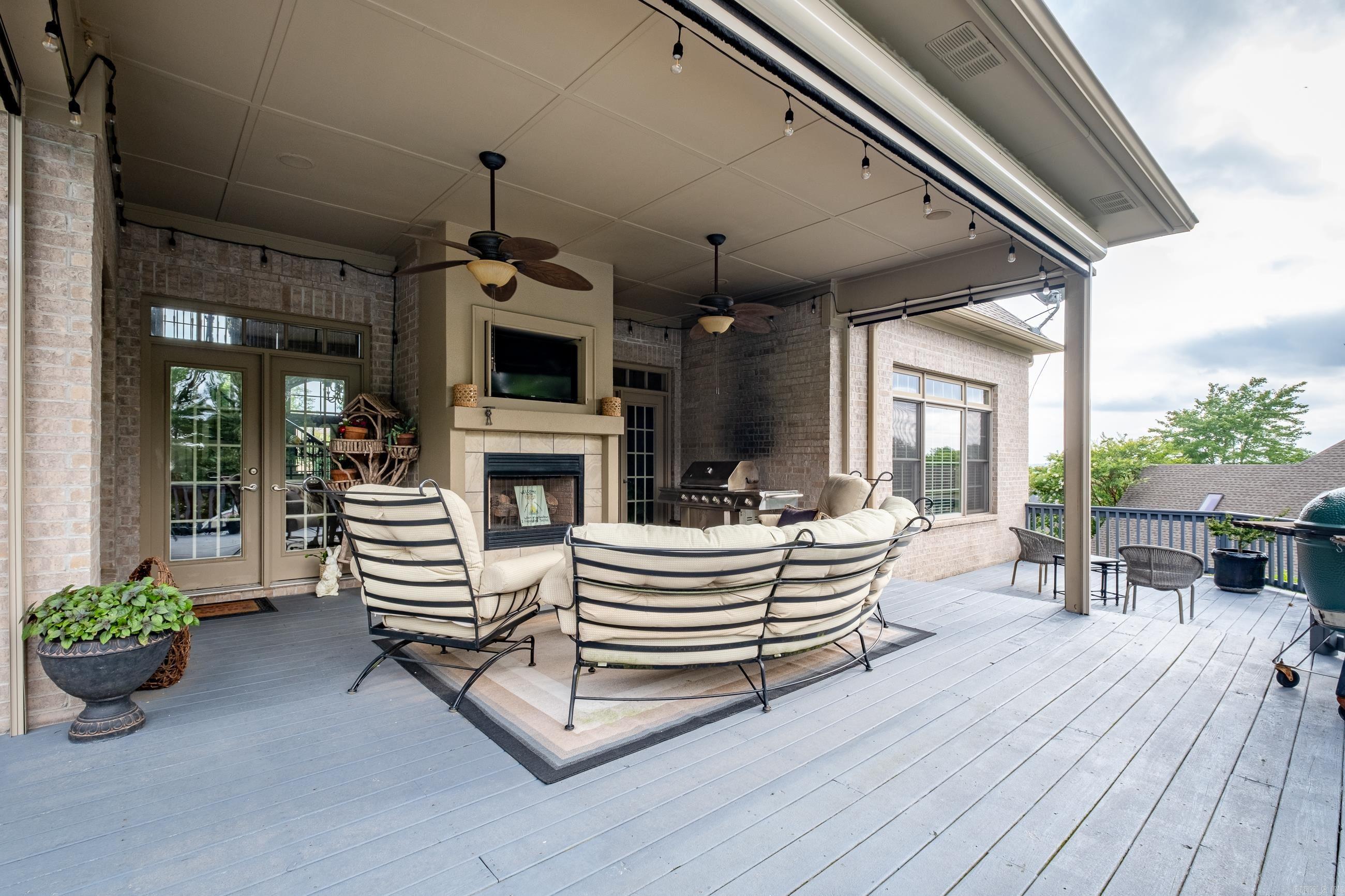 CHENAL VALLEY LAMARCHE PLACE NBH - Residential