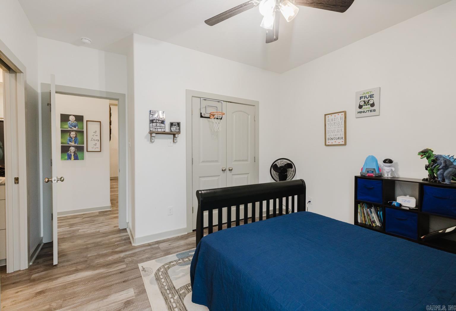OAK TREE SOUTH - Residential